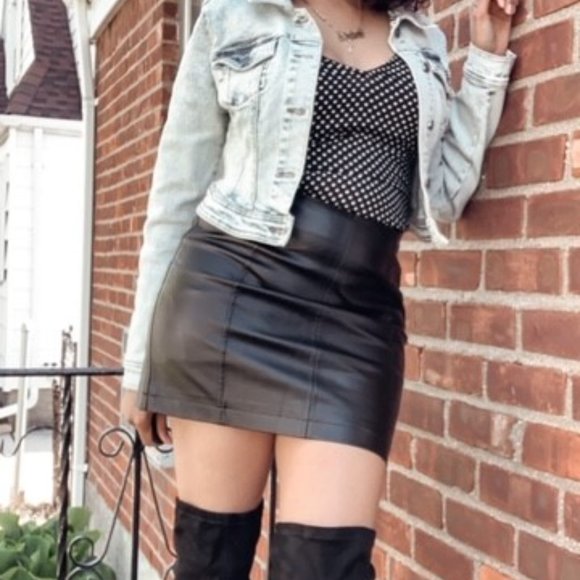 Mini Faux Leather Skirt - Picture 2 of 2
